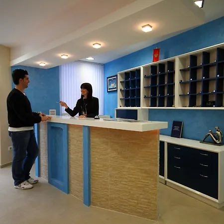 Bella Vista Hotel 4*