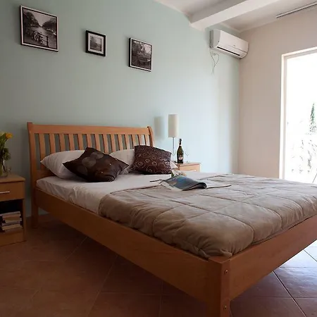 Bella Vista Hotell 4*
